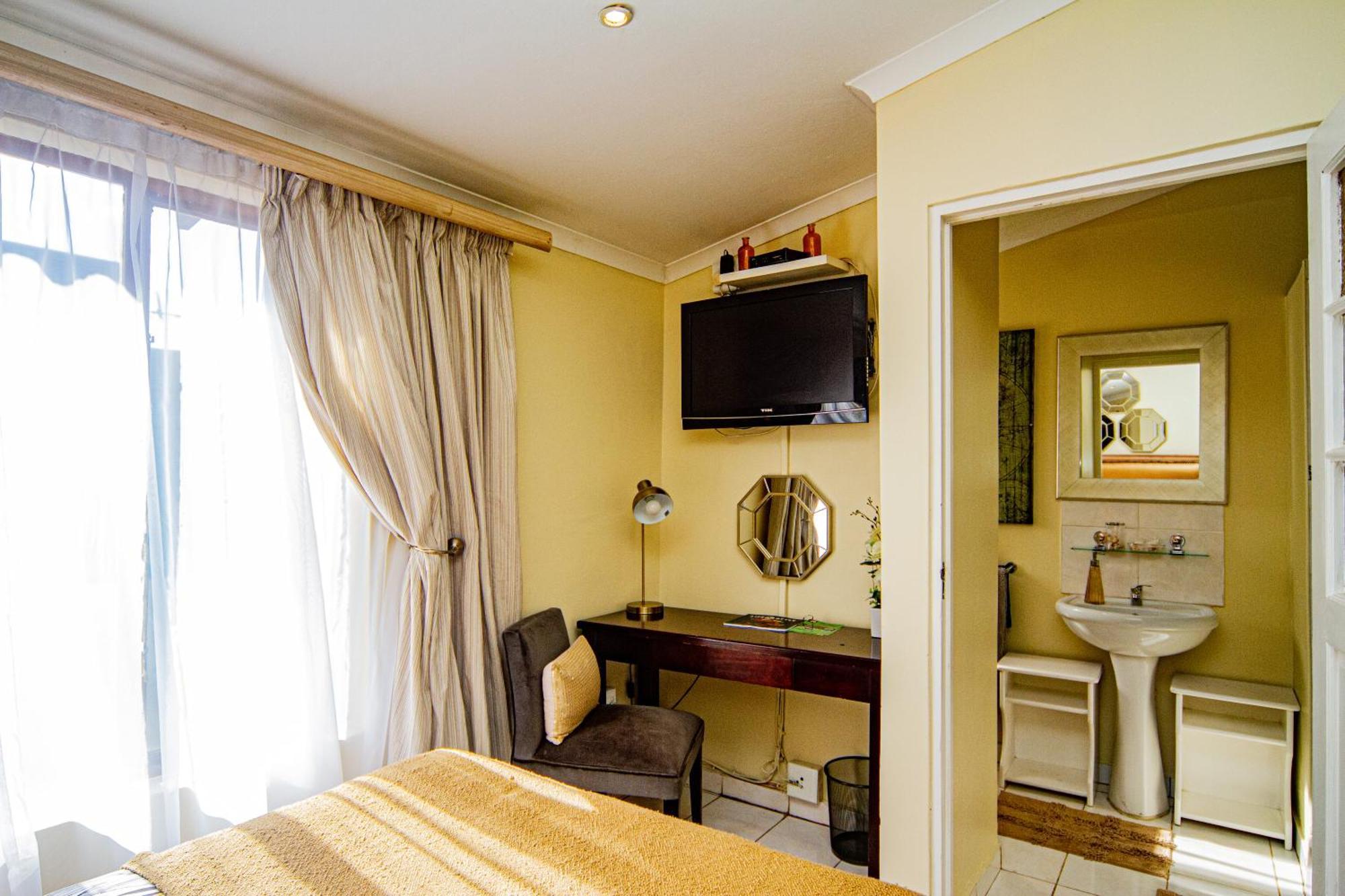 La Loggia Bed And Breakfast Дурбан Экстерьер фото