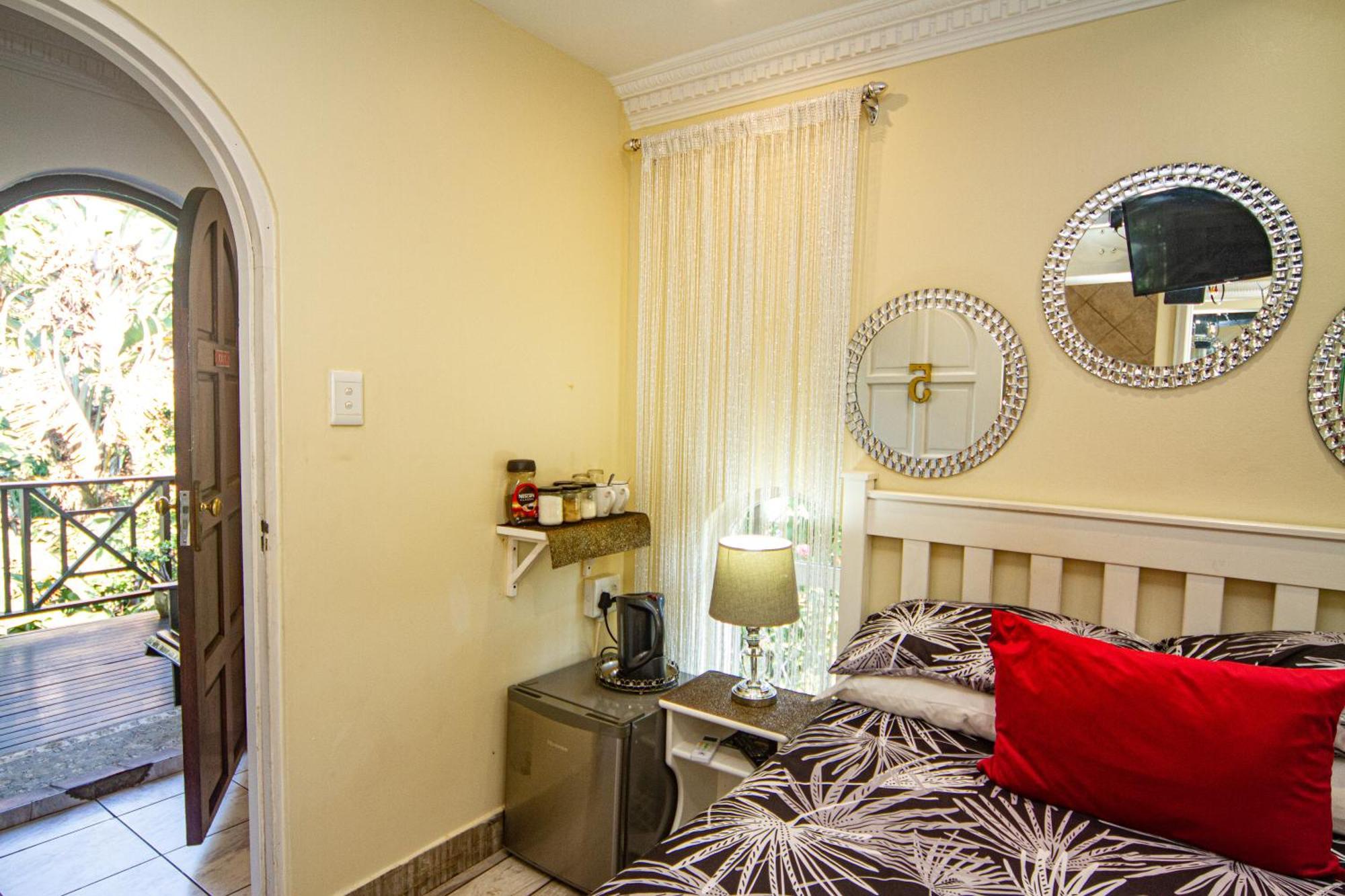 La Loggia Bed And Breakfast Дурбан Экстерьер фото